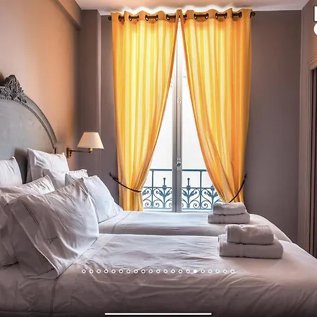 Rully Апартаменты Париж